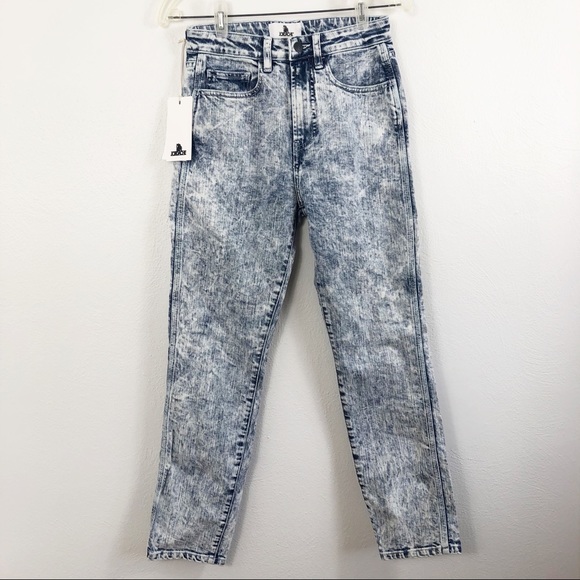 Jordache High Rise Slim Vintage Crop Acid Wash Jeans - Picture 2 of 12